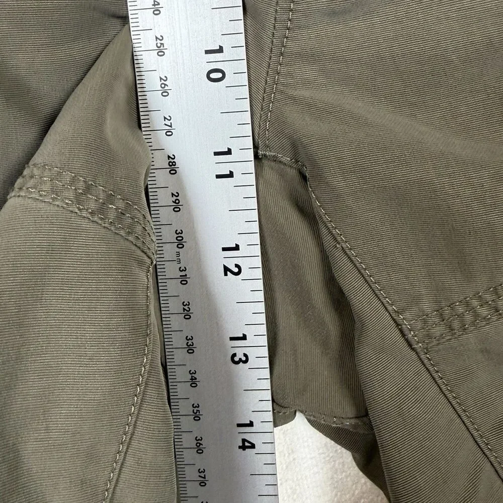 The North Face Cargo Shorts Mens XL Green Outdoor Hiking Belted Utility 10”